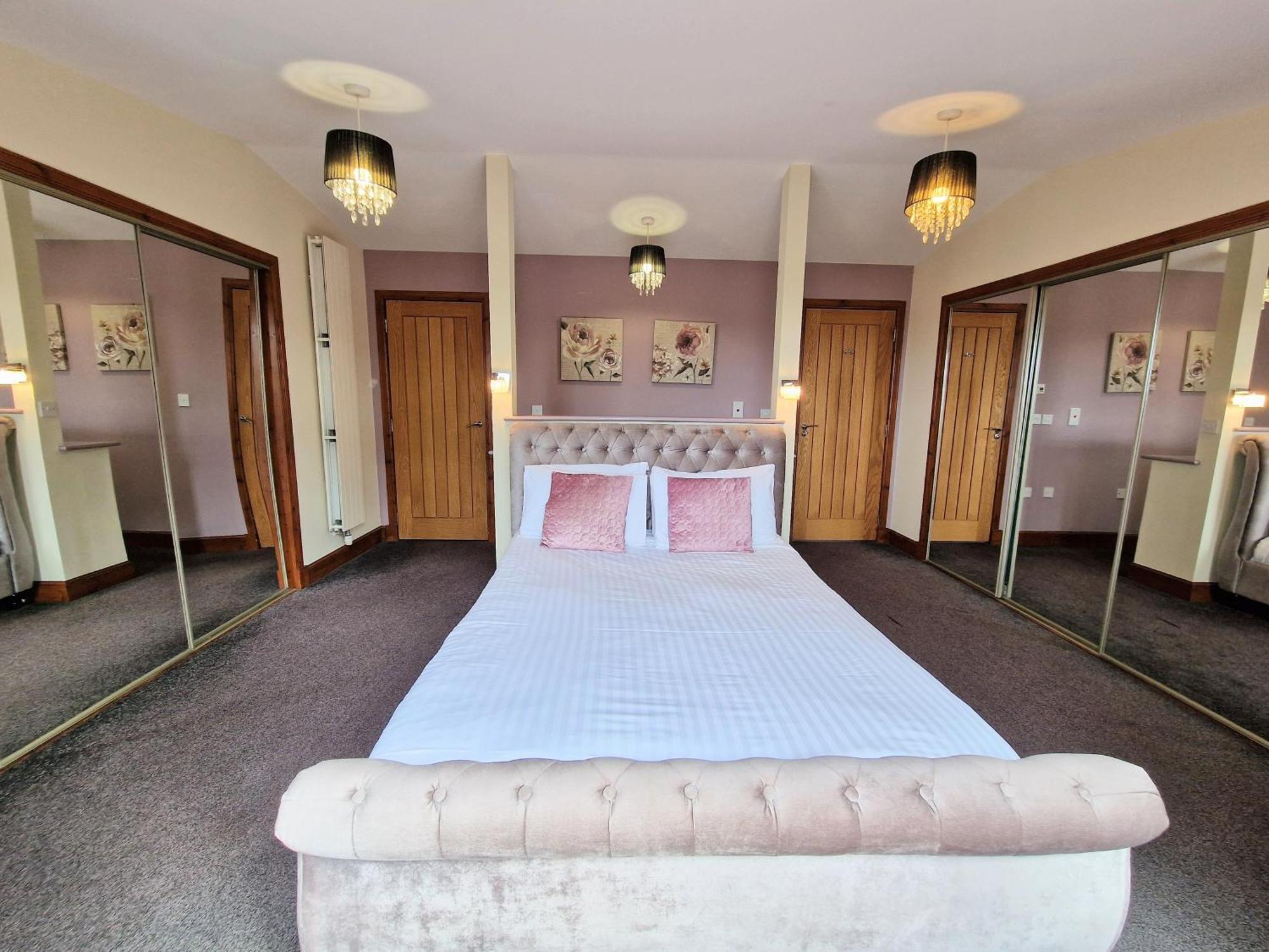 فيلا Torridon 1 With Private Hot Tub - Fife - Loch Leven - Lomond Hills- Pet Friendly Kelty المظهر الخارجي الصورة