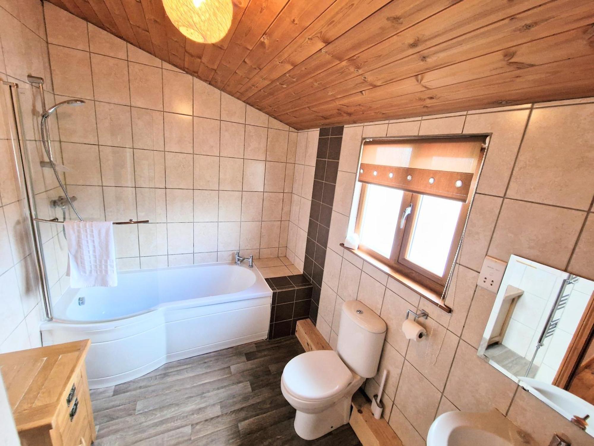 فيلا Torridon 1 With Private Hot Tub - Fife - Loch Leven - Lomond Hills- Pet Friendly Kelty المظهر الخارجي الصورة